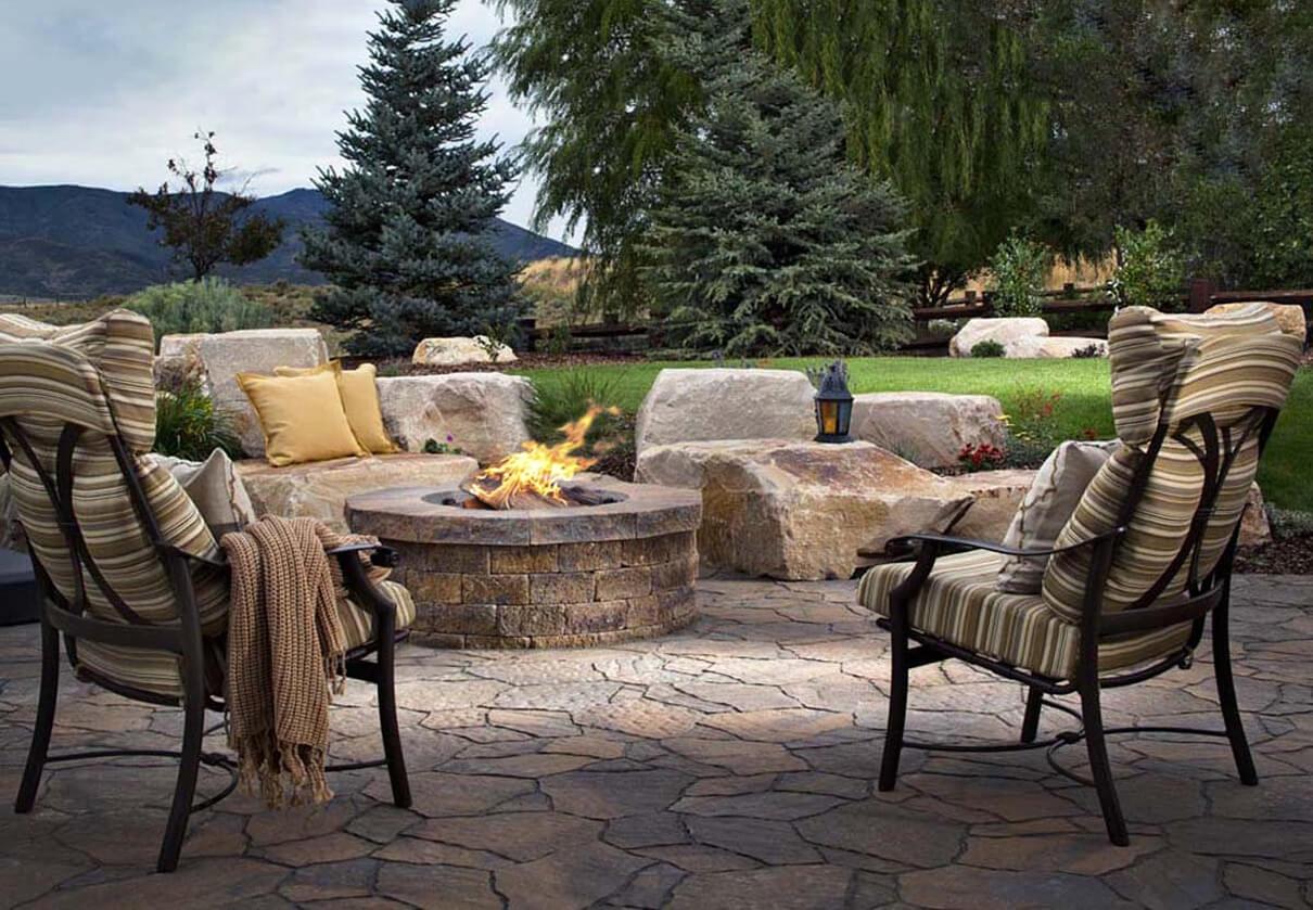 Enhance Your Outdoor Oasis with a Fire Pit