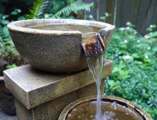 Creating Eco-Friendly Water Features in Landscapes