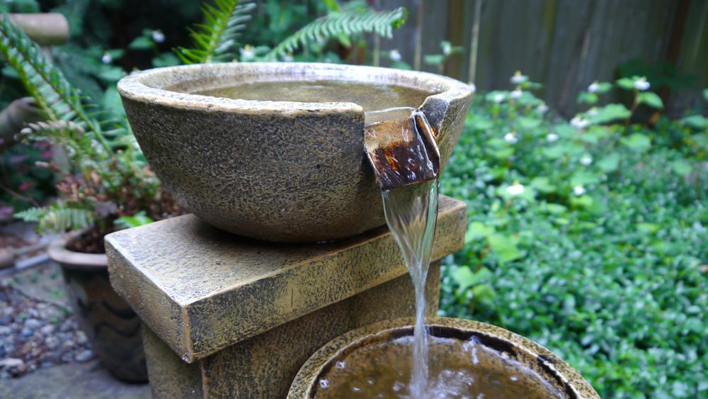 Creating Eco-Friendly Water Features in Landscapes